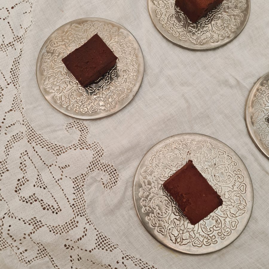 cacao and kefir gelatine cubes